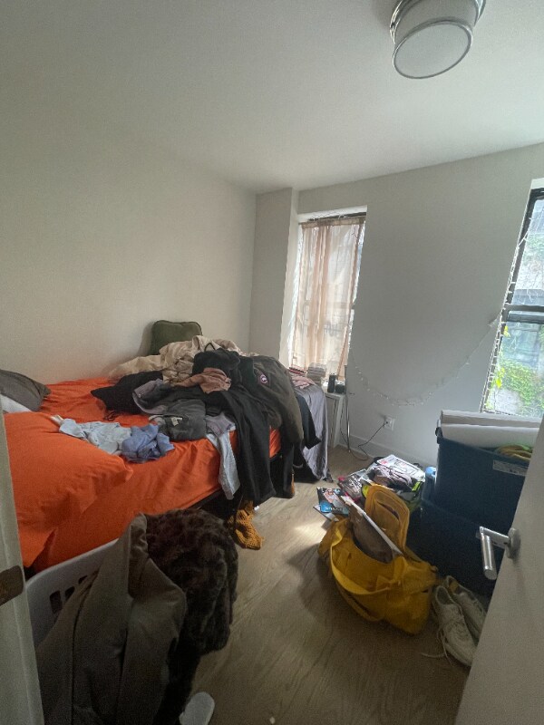 Foto del edificio - 418 W 49th St