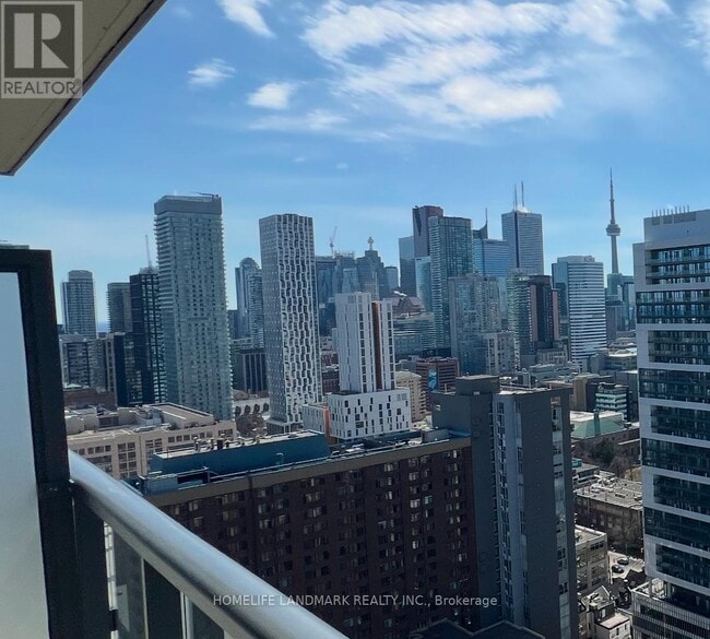 Building Photo - 308 Jarvis St