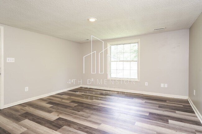 Building Photo - Charming 3-Bedroom Home on Old Rural Hall ...
