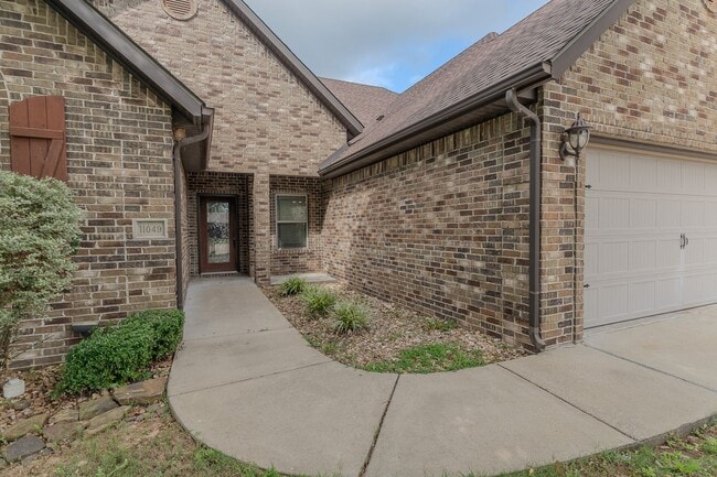 Photo - 4 BR Farmington Home!