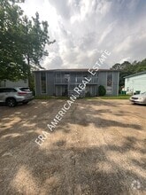 Building Photo - 520 Landview Dr