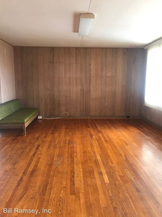 Building Photo - 3 br, 1.5 bath House - 2237 ALA MAHAMOE ST