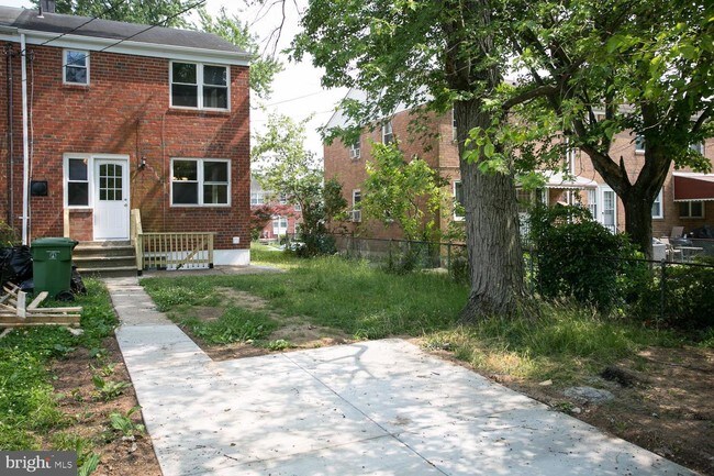 Building Photo - 5810 Moores Run Ct