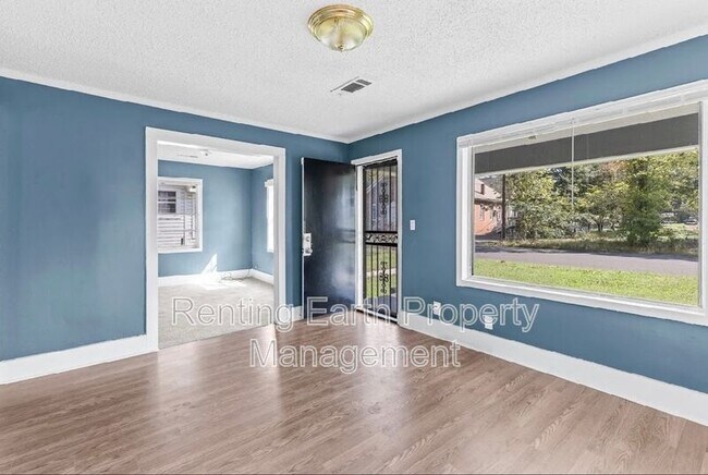 Building Photo - 608 Avenue V