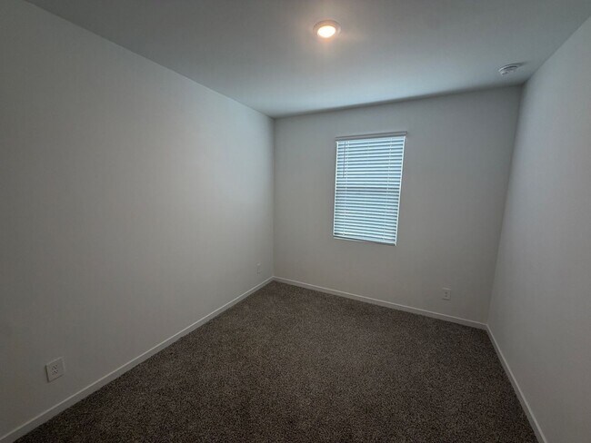 Foto del edificio - 17410 W Eva St
