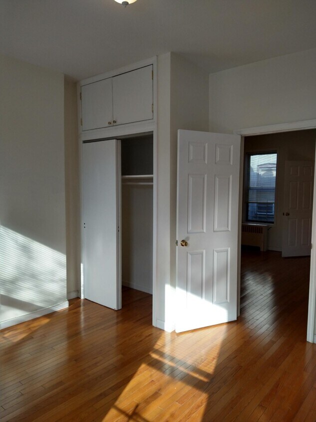 7046 66th St Unit 2L, Glendale, NY 11385 Apartments in Glendale, NY