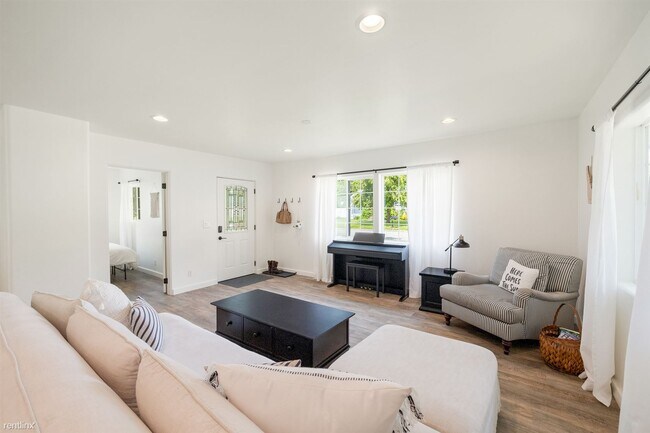 Building Photo - 2 br, 1 bath House - 414 West Linden Avenue #