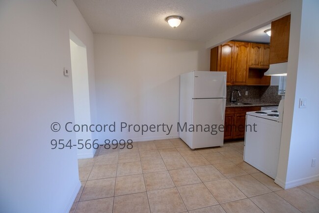 Building Photo - Pool view 2nd Floor One Bedroom, One Bath