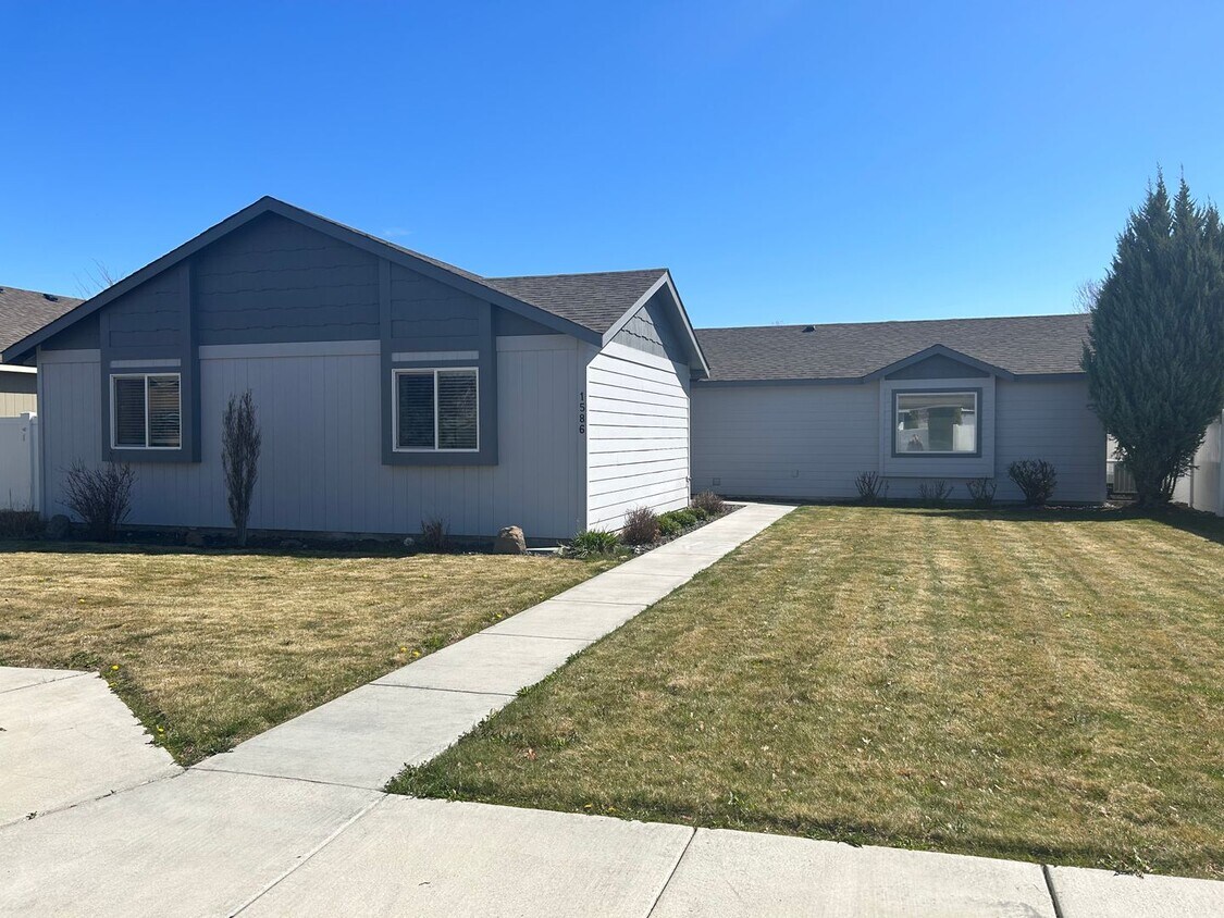 Foto principal - 1586 Meriwether Ave.