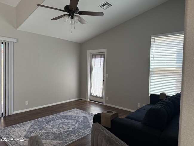 Building Photo - 4431 E Amberwood Dr