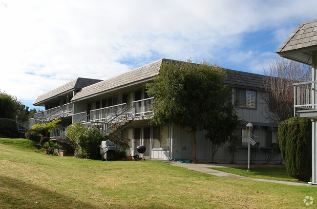 Building Photo - 27707 Mountain Meadow Rd