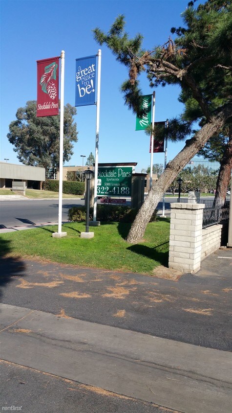 Foto principal - 5301 Lennox Ave