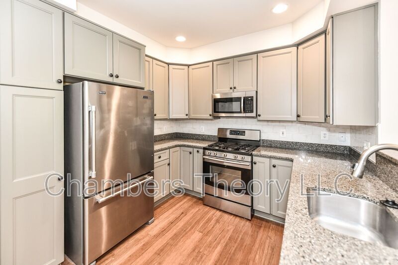Foto principal - 6611 Netties Ln