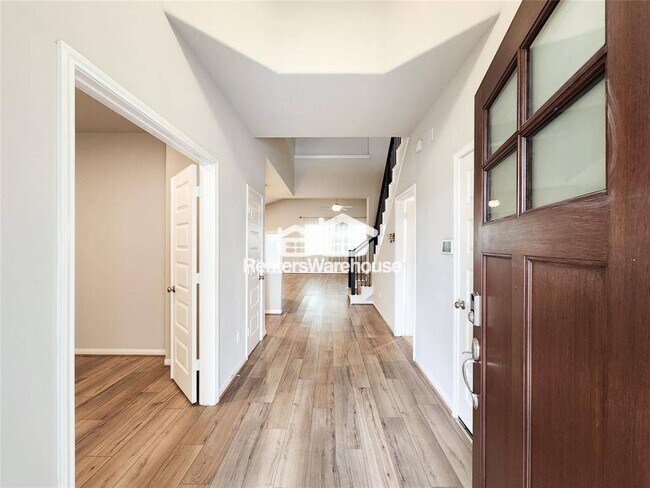 Foto del edificio - 10714 Clfs Vw Dr