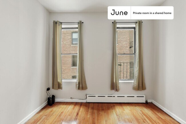 Building Photo - Room in Shared 3 bed/1 bath home