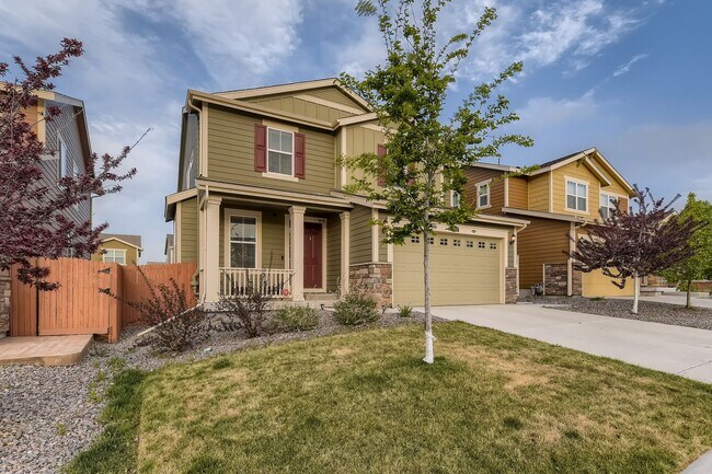Foto del edificio - Beautiful 4 bed, 4 bath home is located in the Sierra Ridge neighborhood of Parker