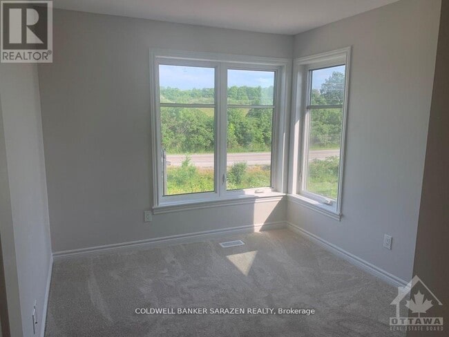 Building Photo - 808 CAP DIAMANT WAY