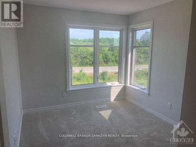 Photo du bâtiment - 808 CAP DIAMANT WAY