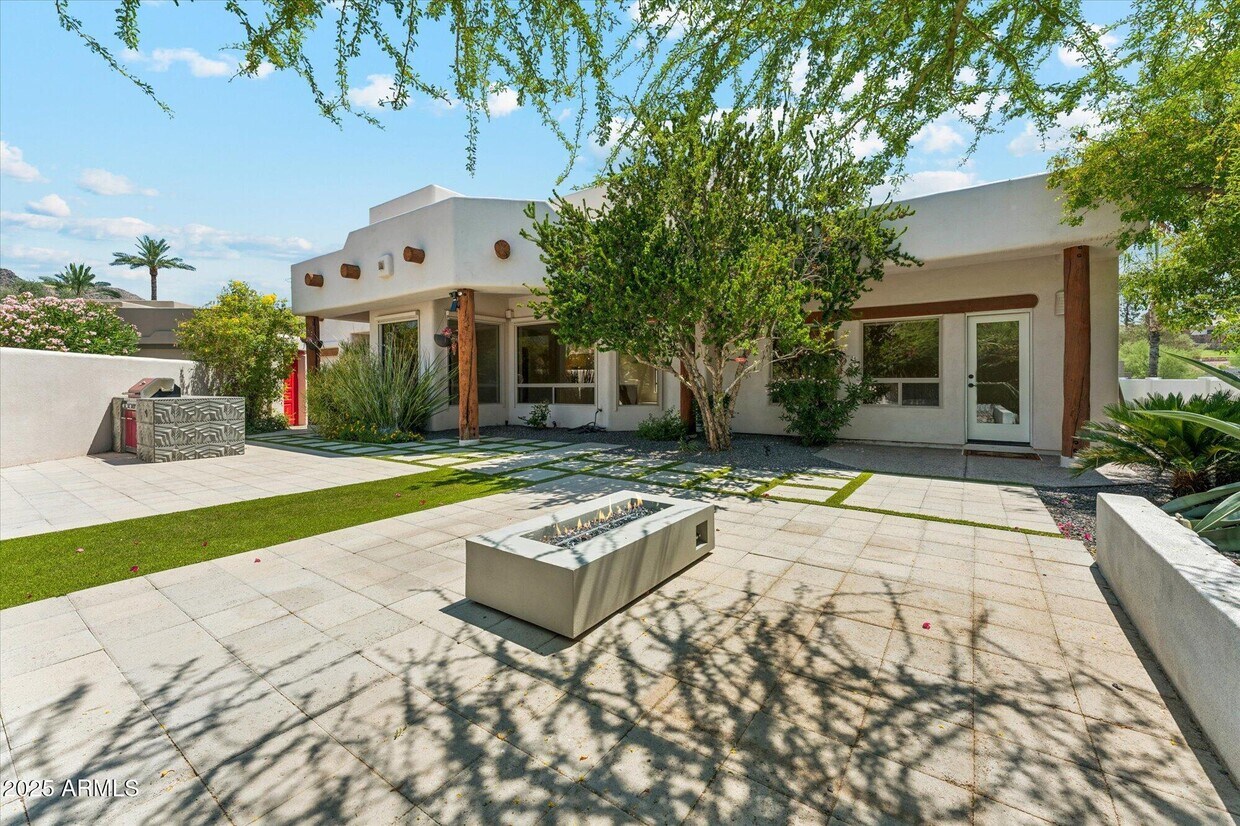 Primary Photo - 6139 N 31st Ct