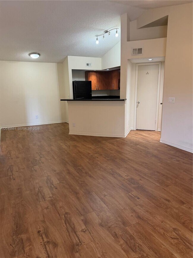 Foto del edificio - 12950 Vista Isles Dr