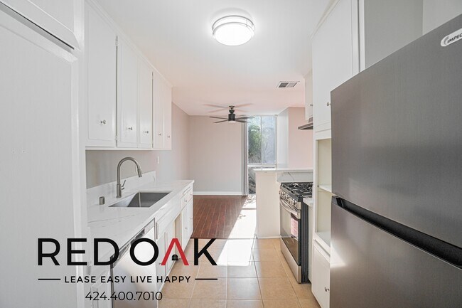 Foto del edificio - ~3 Weeks FREE~ Stunning One Bedroom with a...