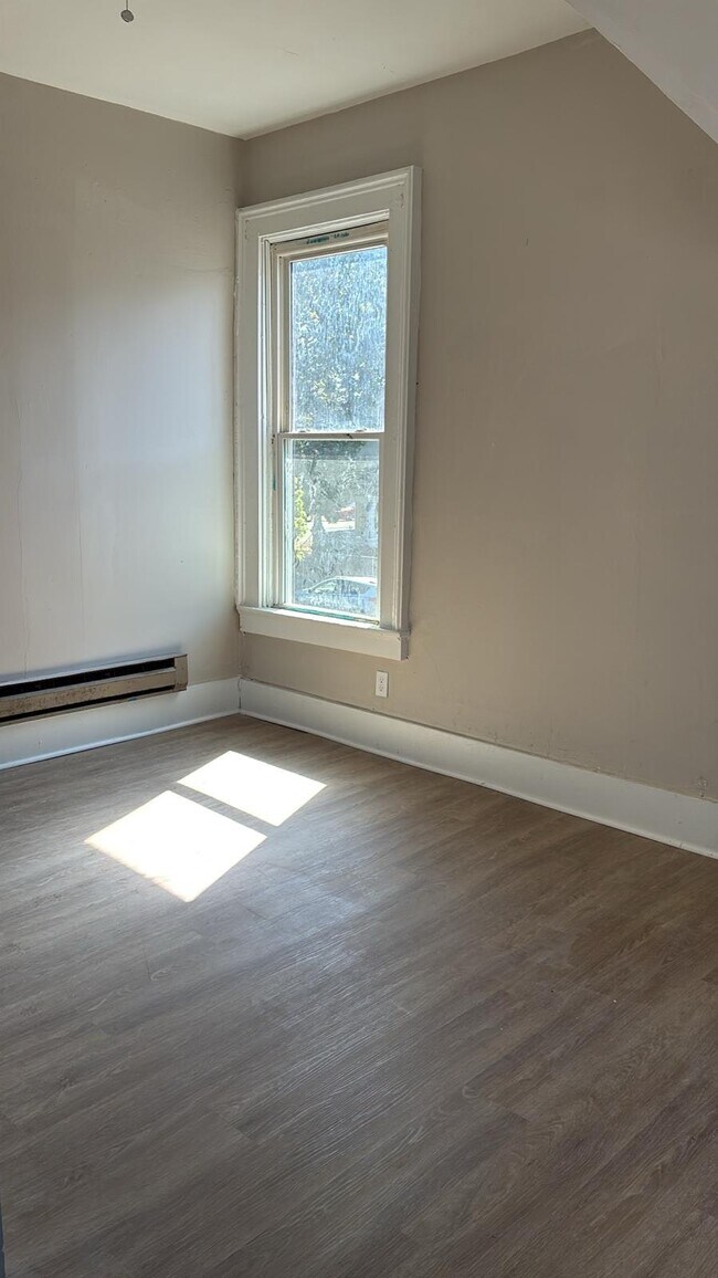 Foto del edificio - 606 W North St