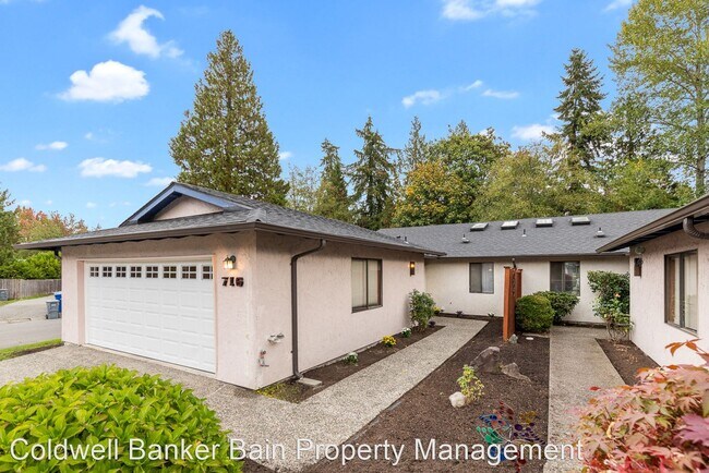 Building Photo - 3 br, 2 bath House - 716 - 142nd Place S.E.