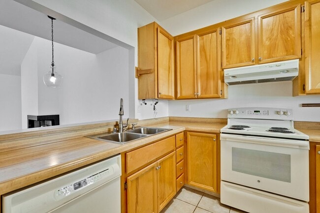 Foto del edificio - Cozy 1 Bed, 1 Bath Condo