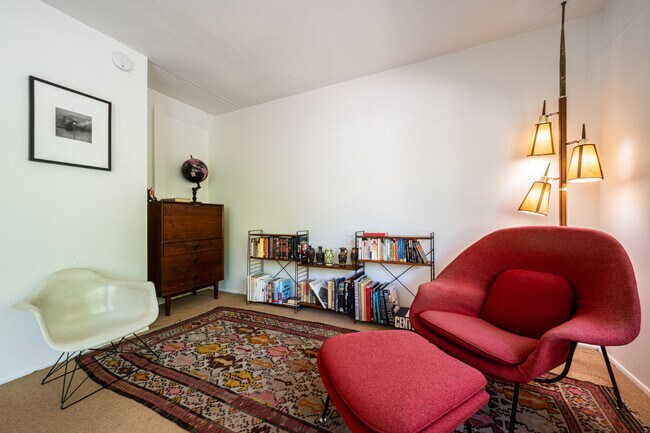 Foto del edificio - 1840 S Araby Dr