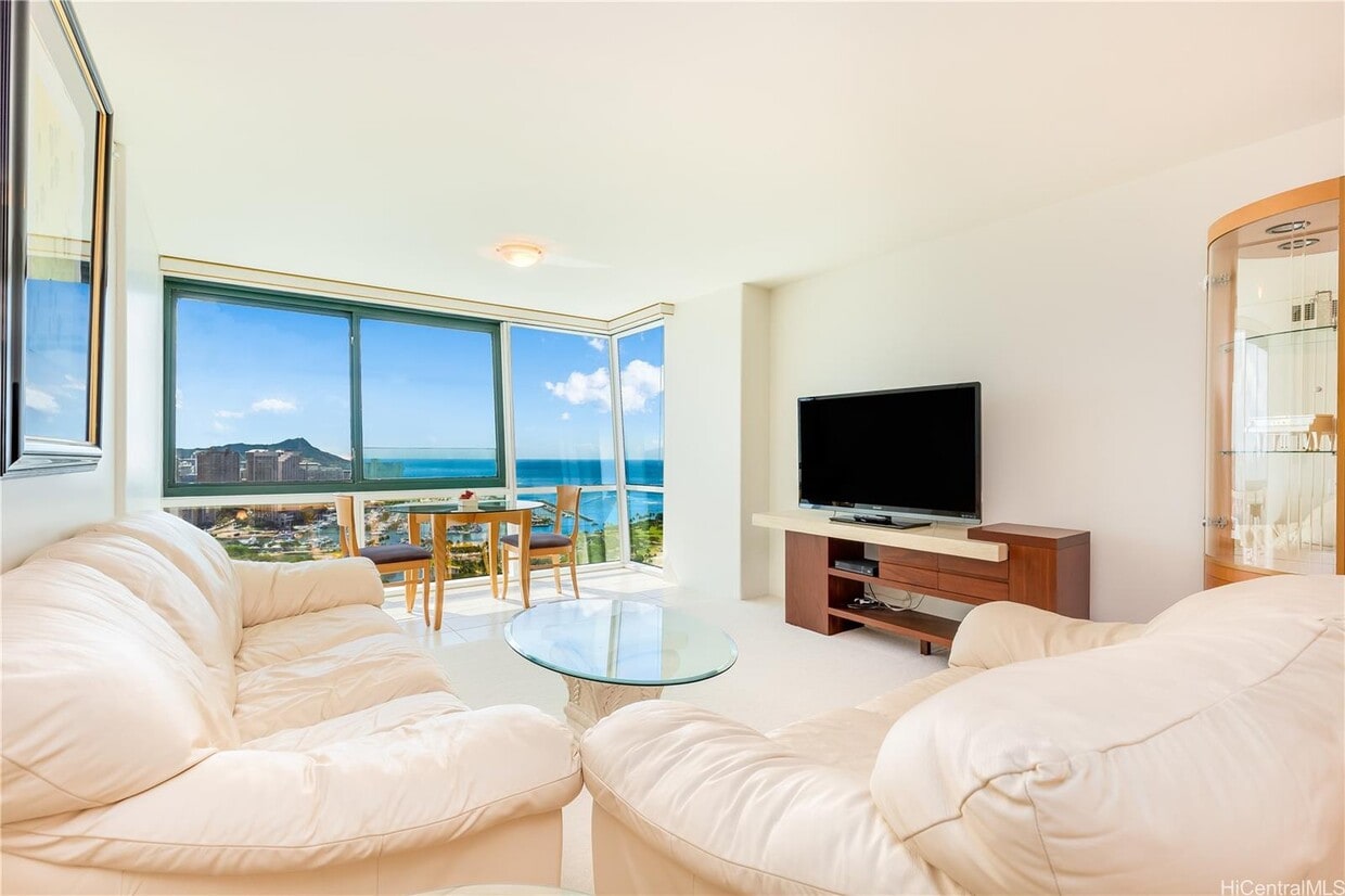 Photo - 88 Piikoi St (Honolulu, HI)