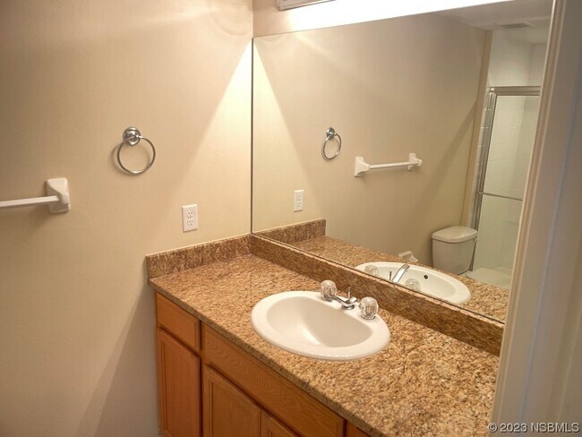 Building Photo - 403 Bouchelle Dr