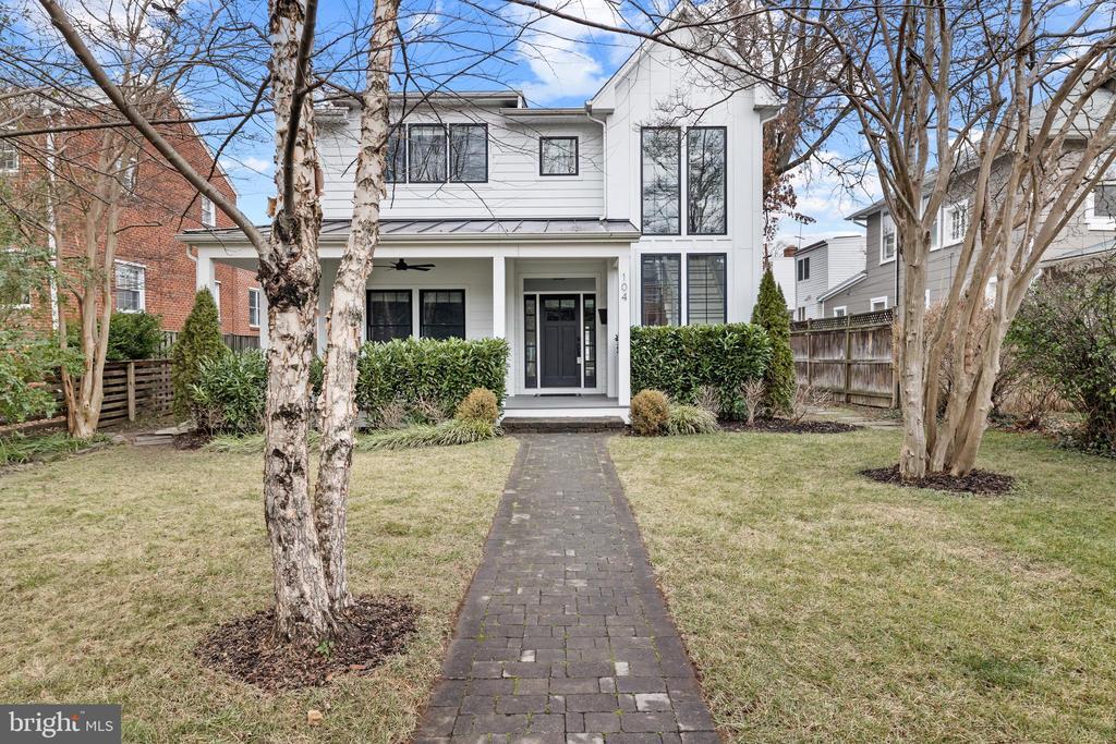 Foto principal - 104 E Cliff St