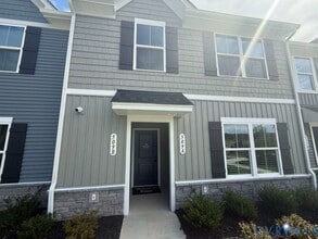Building Photo - 509 portal Cir