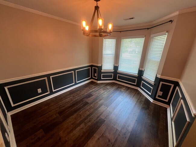 Foto del edificio - 4440 Hounds Run Dr