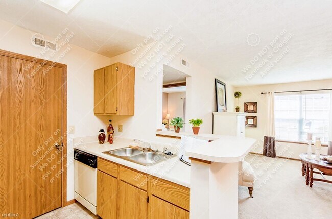 Building Photo - 2 br, 1 bath House - 3315 Bear Pointe Cir ...