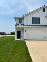 Building Photo - 94a SE 361st Rd