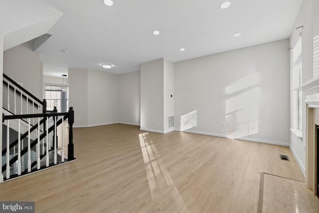 Building Photo - 21748 Kings Crossing Terrace