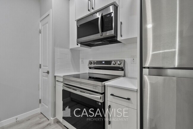Photo du bâtiment - 3270 Dallas Schmidt Dr NW