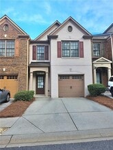 Building Photo - 318 Knelston Oak Dr NE