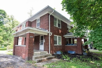 Building Photo - 5684 N College Ave