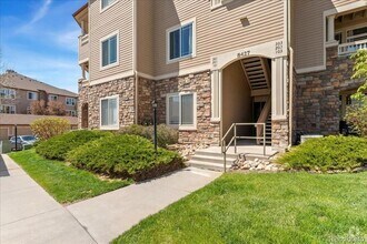 Building Photo - 8427 S Hoyt Way