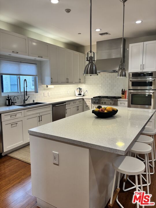 Foto del edificio - 248 S La Peer Dr