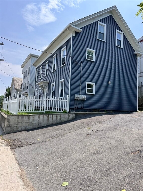 Foto del edificio - 286 Kimball St