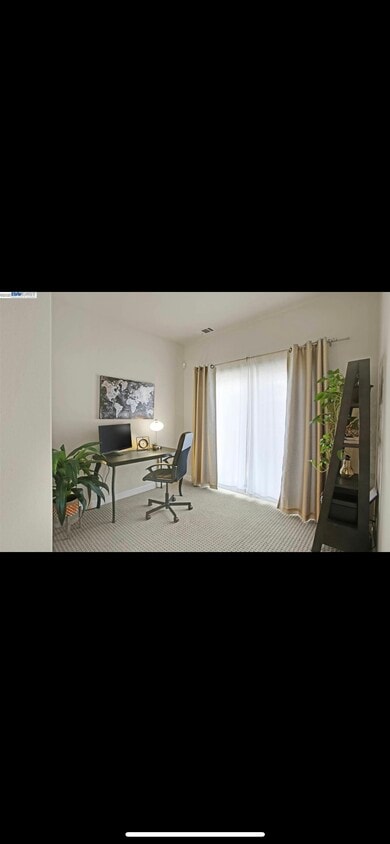 Primary Photo - 655 MacArthur Blvd