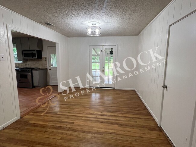 Foto del edificio - Central Waco Home
