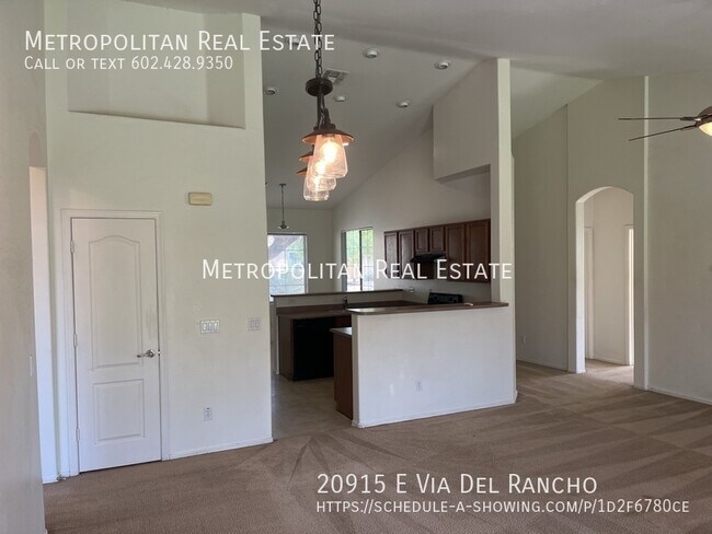 Building Photo - 20915 E Via del Rancho