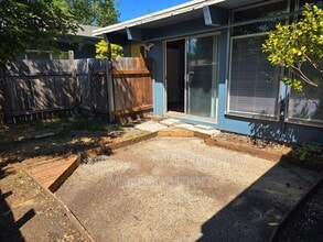 Building Photo - 829 NW 26th