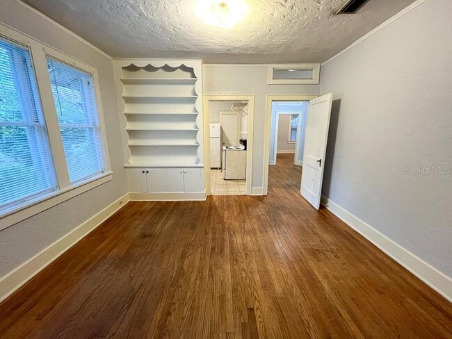 Foto del edificio - 1118 NW 3rd Ave