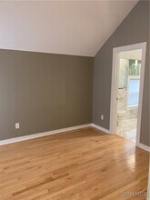 Building Photo - 62 Tracy St