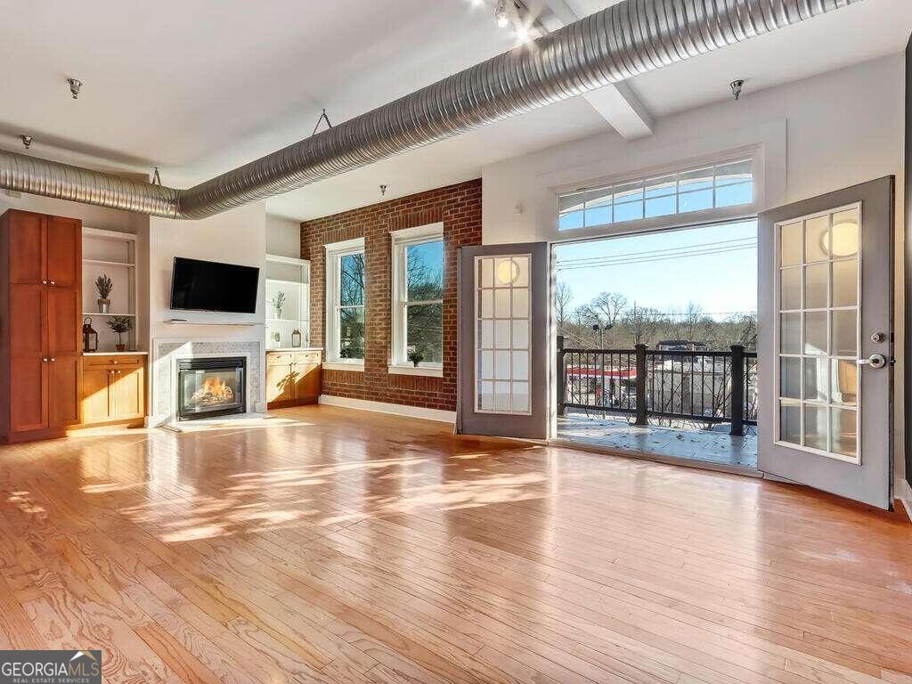 Primary Photo - 1158 Ponce De Leon Ave NE